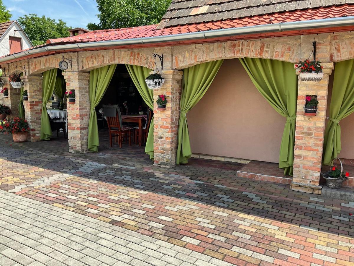 Hotel Jarmila Vendeghaz Balatonberény Exterior foto