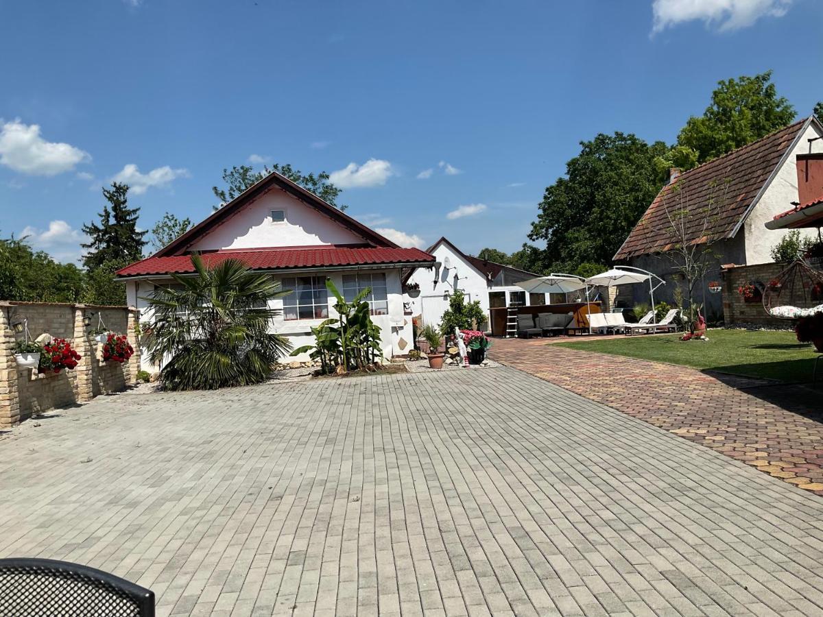 Hotel Jarmila Vendeghaz Balatonberény Exterior foto