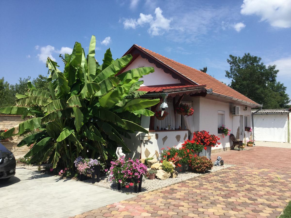 Hotel Jarmila Vendeghaz Balatonberény Exterior foto